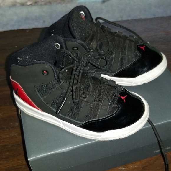 Boy's shoes size 8 ,9 - Picture 3 of 8